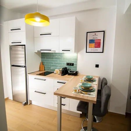Elcada Apartments-ano Poli Daire *