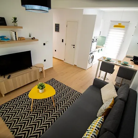 Daire Elcada Apartments-ano Poli *