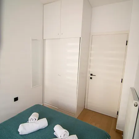 Apartment Elcada Apartments-ano Poli *