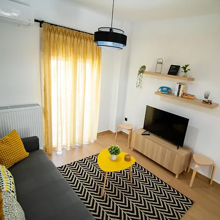 Elcada Apartments-ano Poli